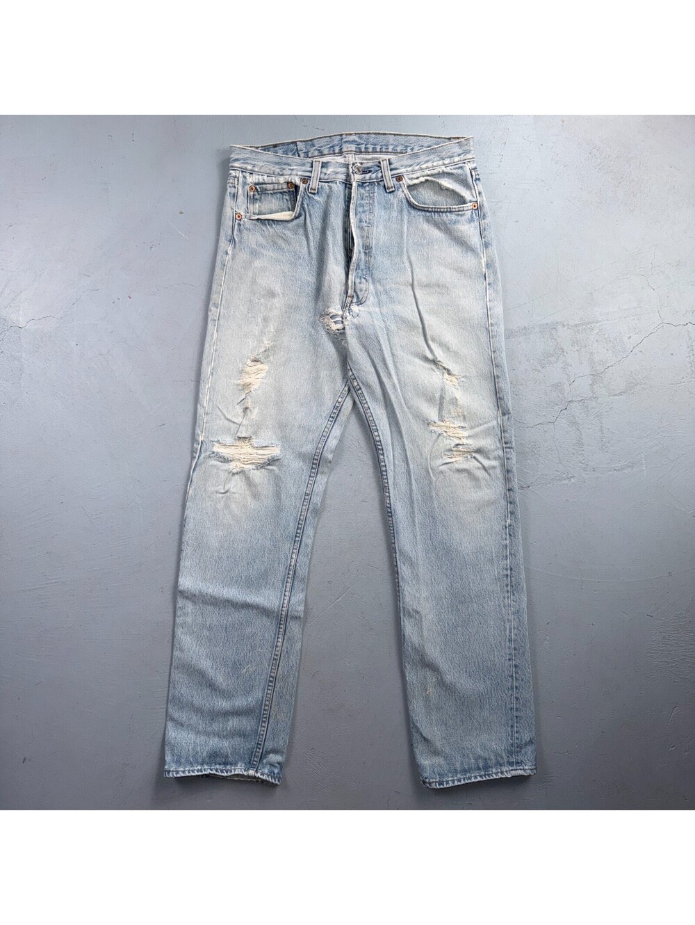 Levis 501 Vintage 80s USA XX Straight Leg Jeans Blue Light Wash 34x32 Act 32x31
